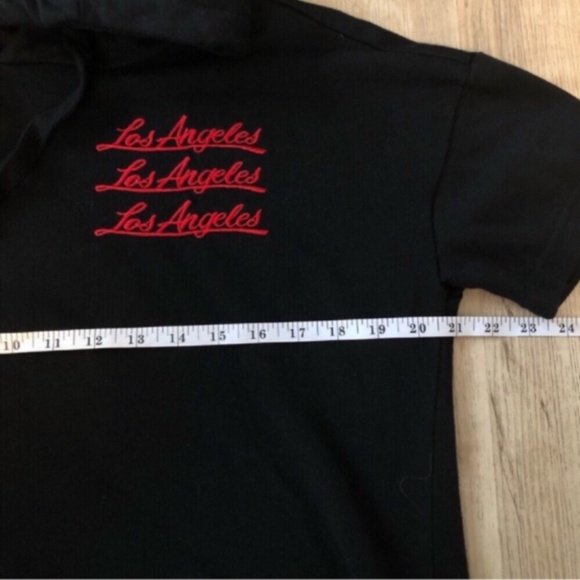 MASSIVE $10 SALE Kendall + Kylie Short Sleeve Hooded Los Angeles Tee - Picture 8 of 8